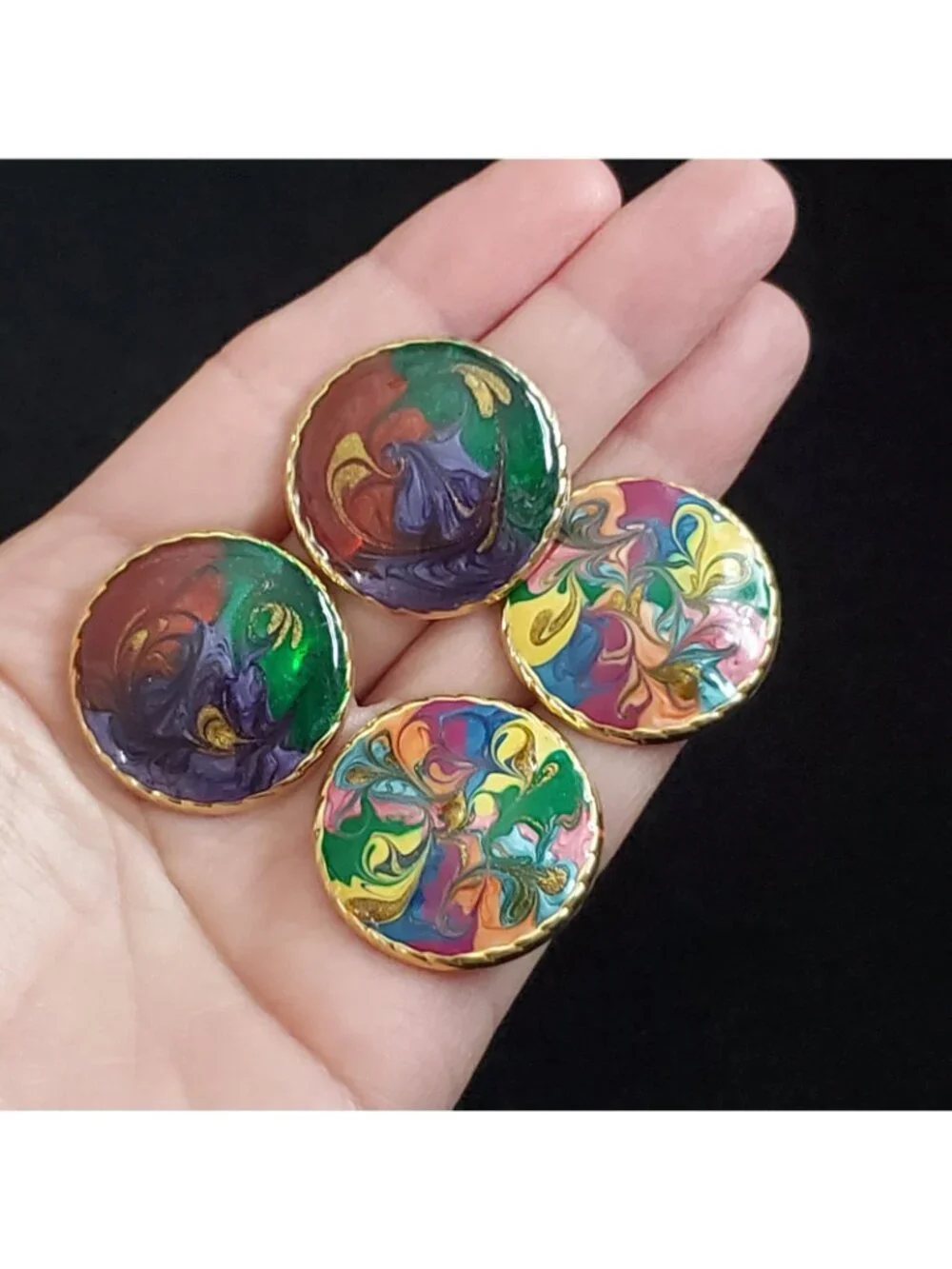 Vintage Enamel Earrings Colorful Swirl Round Pierced 2pr Retro 80s 1 1/8" - Picture 5 of 6